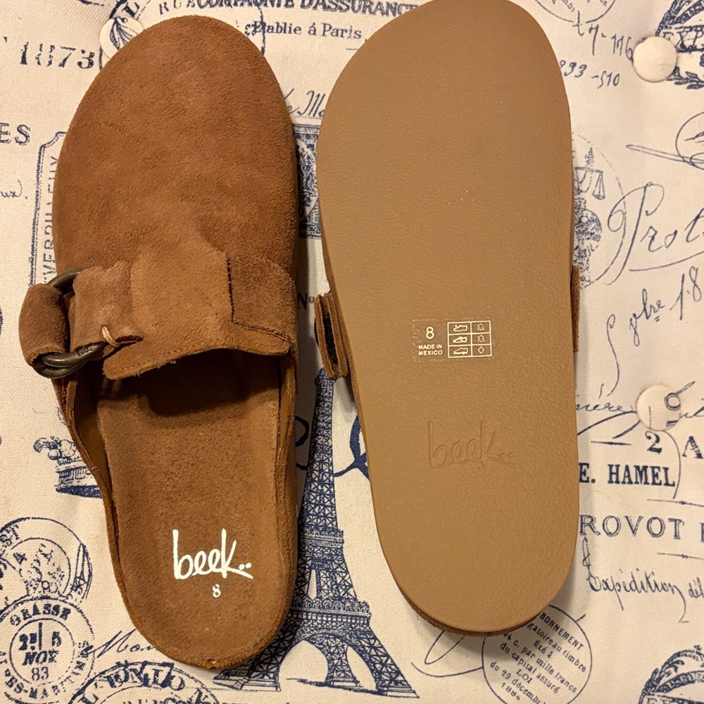 Beek Tan Slippers